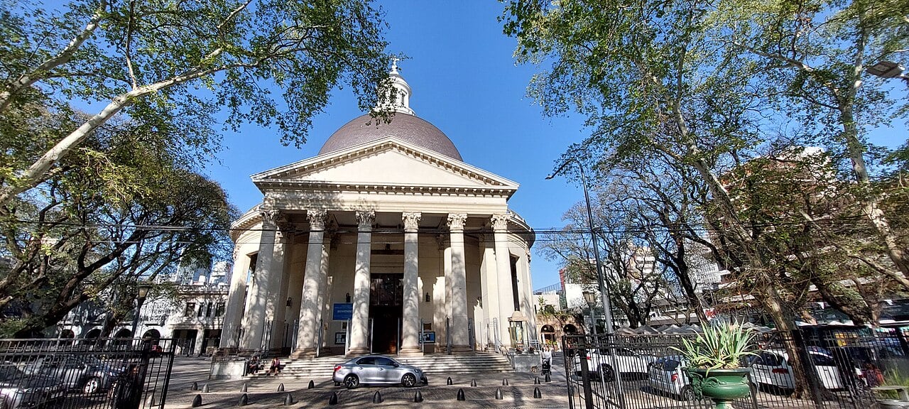 Belgrano: From the Barrancas to the Old Town Square